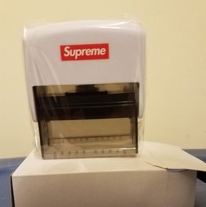 supreme stamp - dam4s